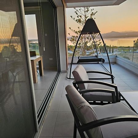Majestic Sunset Salt Lake Views 300M From Beach 라르나카 외부 사진