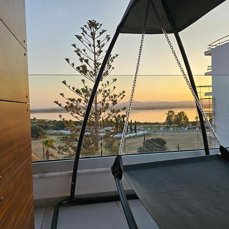 Majestic Sunset Salt Lake Views 300M From Beach 라르나카 외부 사진