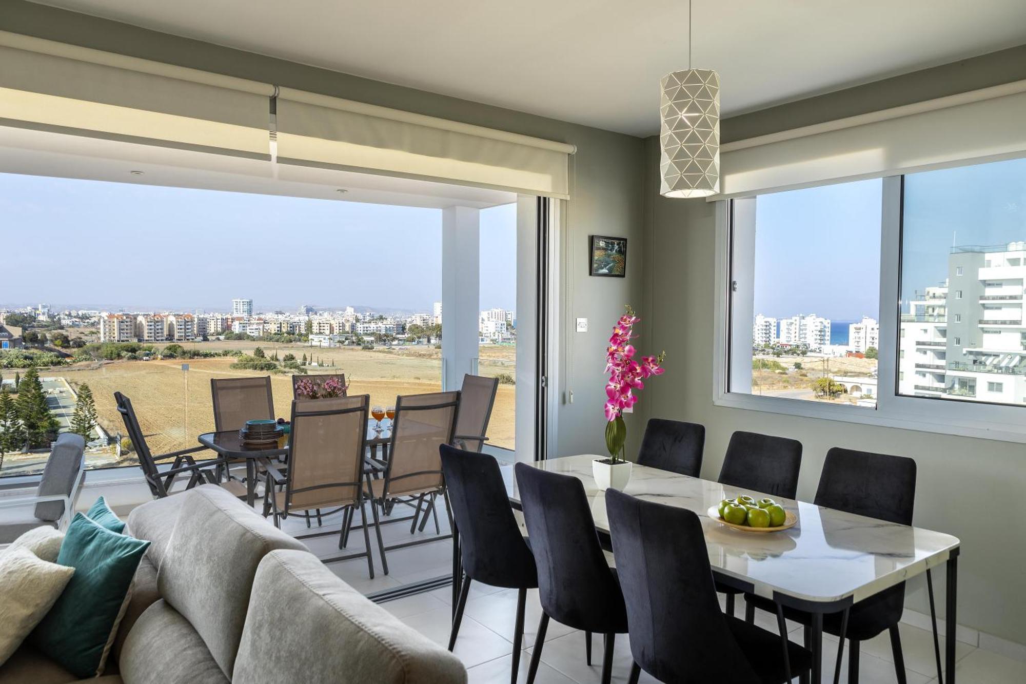 Majestic Sunset Salt Lake Views 300M From Beach 라르나카 외부 사진