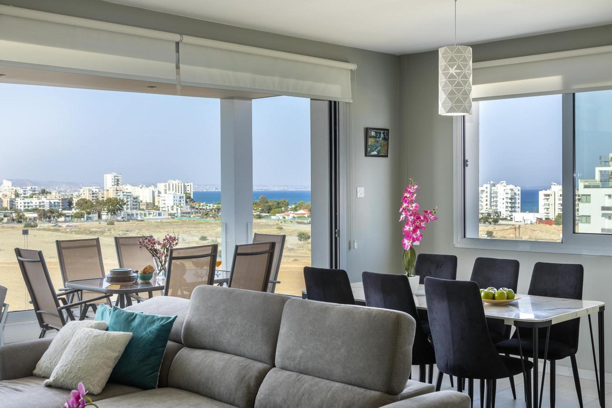 Majestic Sunset Salt Lake Views 300M From Beach 라르나카 외부 사진
